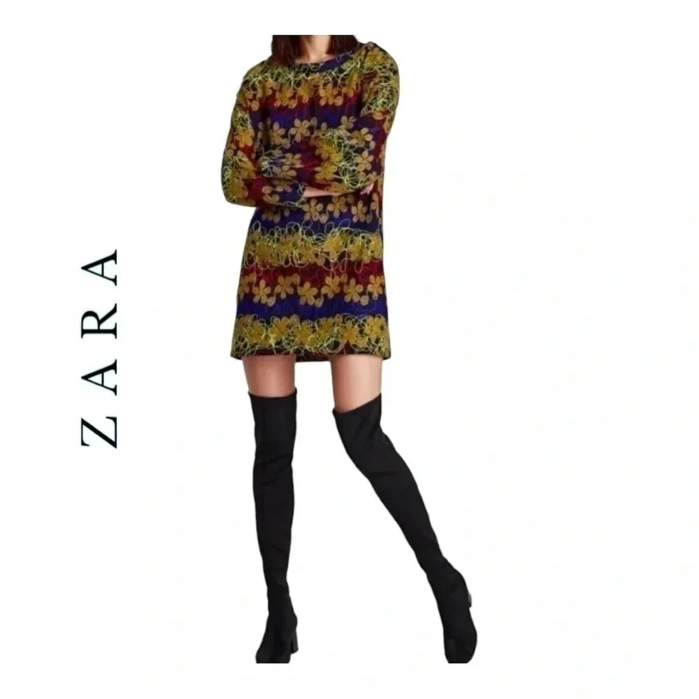 1036. ZARA SIZE SMALL 100% ACRYLIC‎ LONG SLEEVE DRESS MINI STYLE